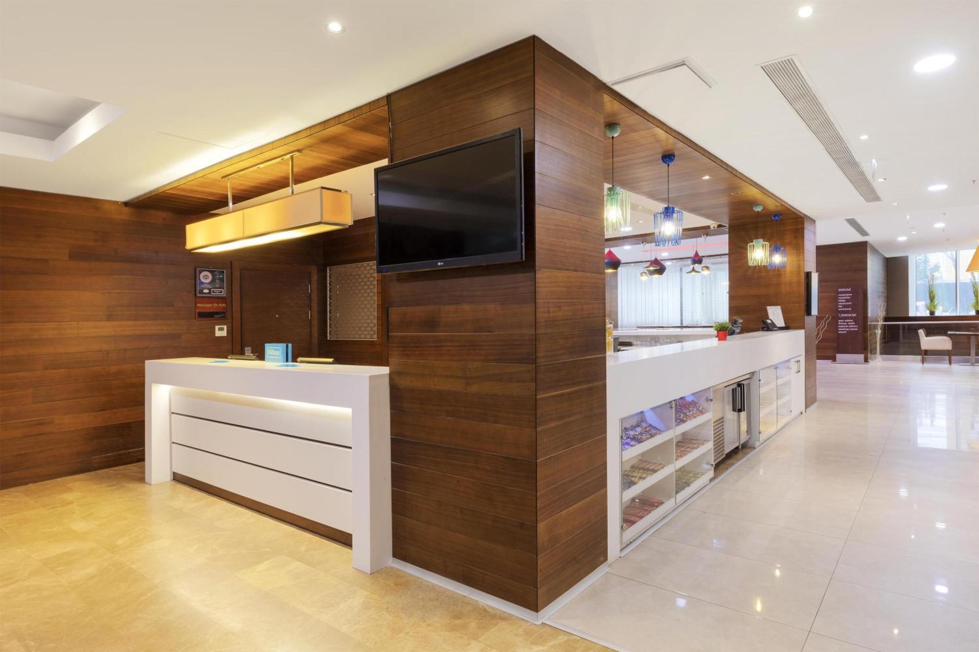Hampton By Hilton Istanbul Kayasehir — Foto’s 2